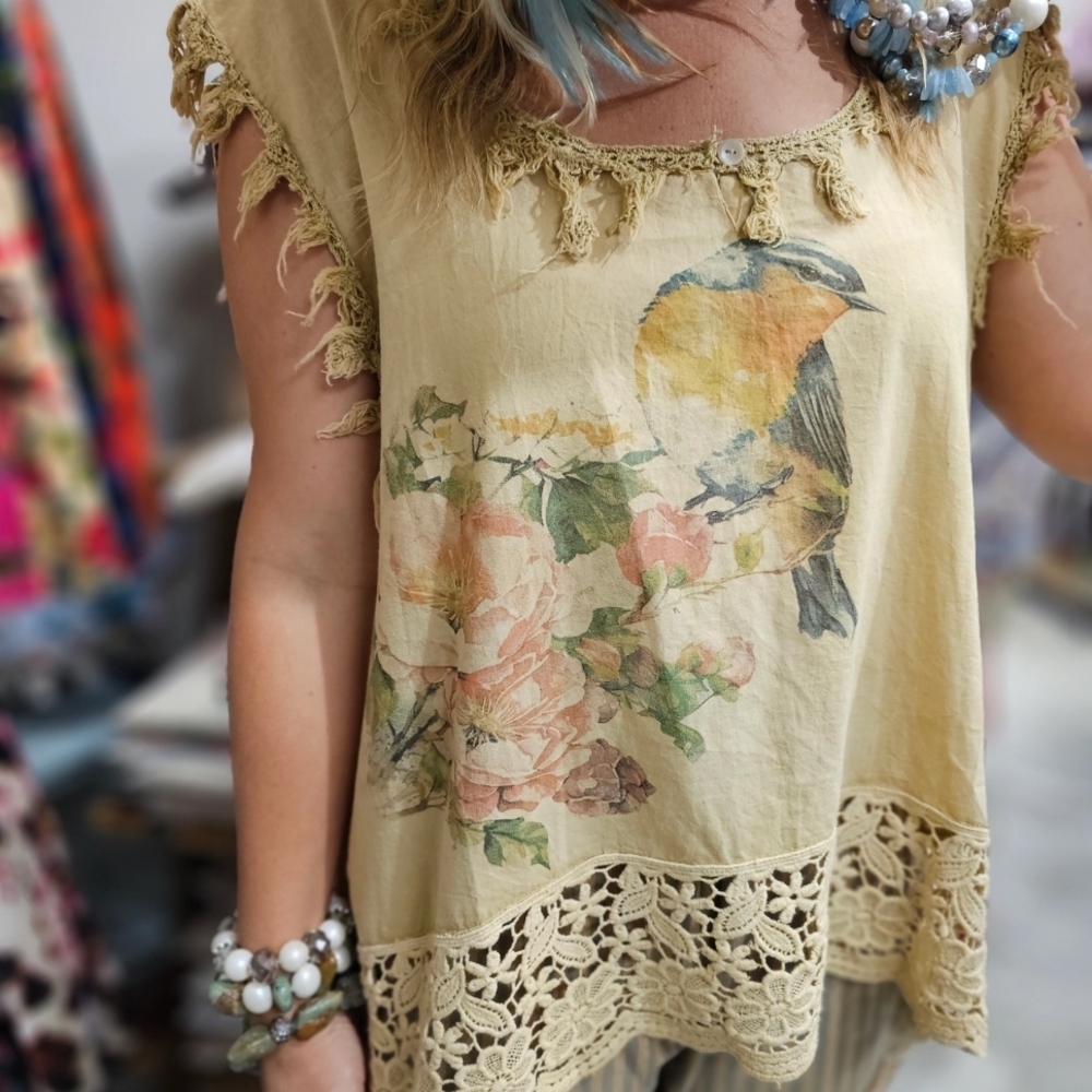 NEW A Rare Bird Robin Delight Butterfly Shirt Boho Lace-Trim Floral Tank